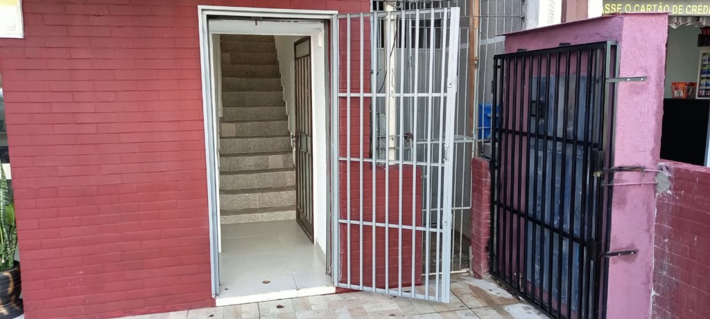 Kitinet para locacao no Boqueirao em Curitiba com 39m² por R$ 2.000,00