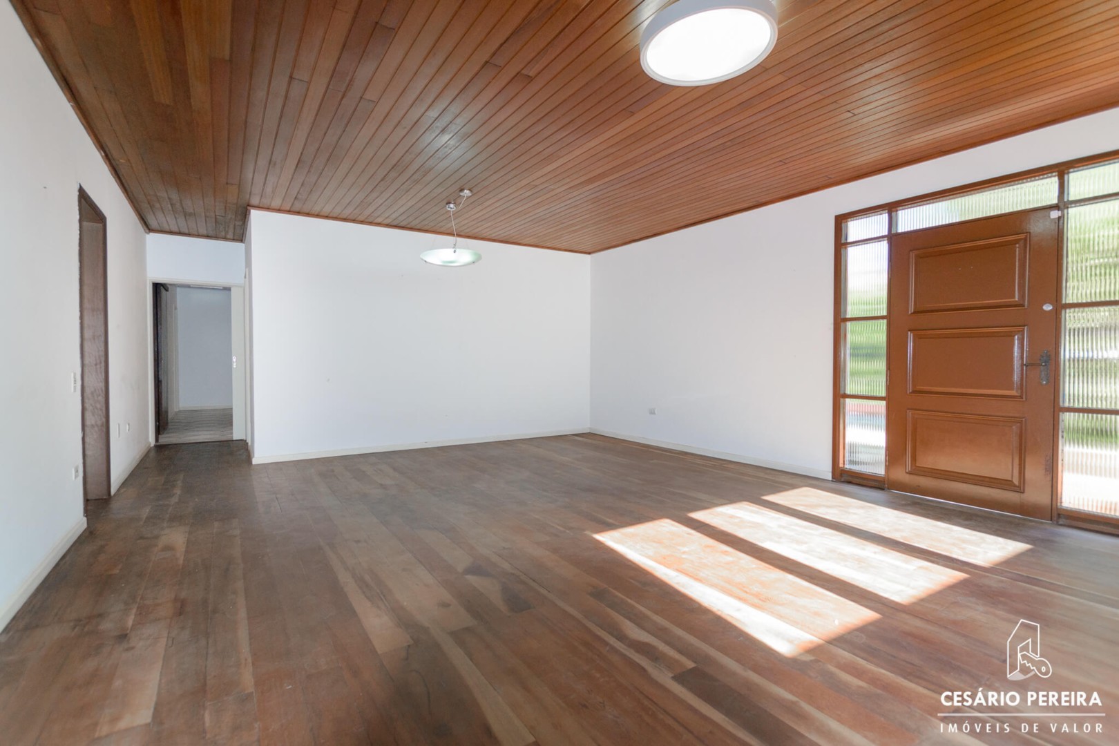 Sala/Conjunto Comercial à venda e para alugar em Seminario, Curitiba — Portal Chave Fácil