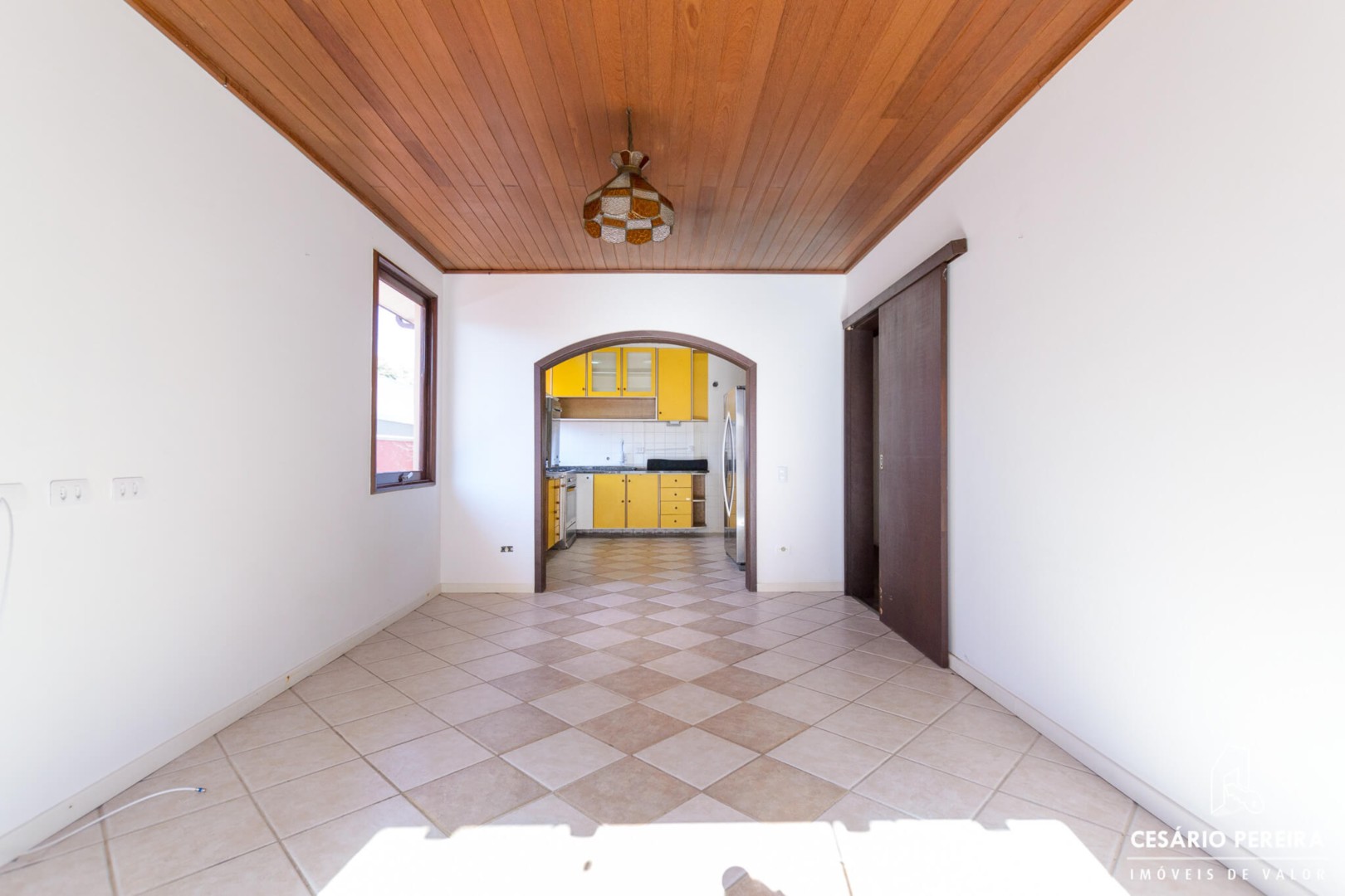 Sala/Conjunto Comercial à venda e para alugar em Seminario, Curitiba — Portal Chave Fácil