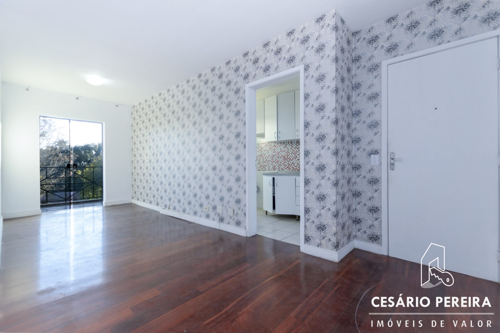 Apartamento à venda e para alugar em Uberaba, Curitiba — Portal Chave Fácil