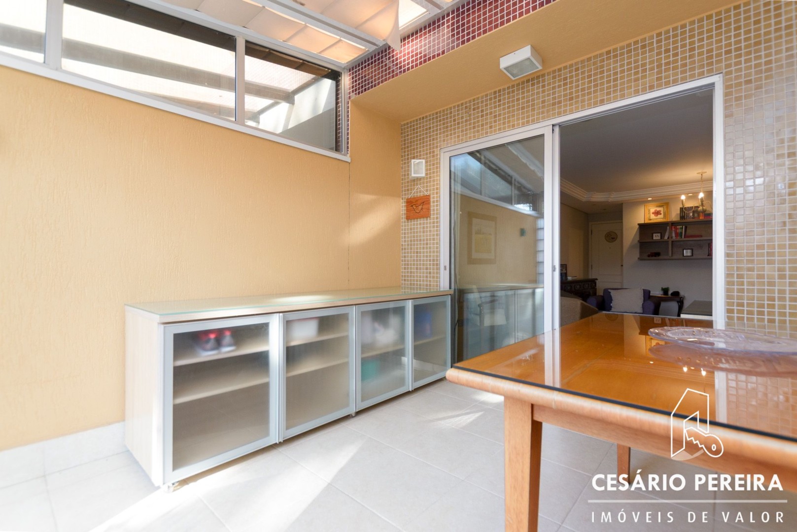Apartamento à venda em Reboucas, Curitiba — Portal Chave Fácil
