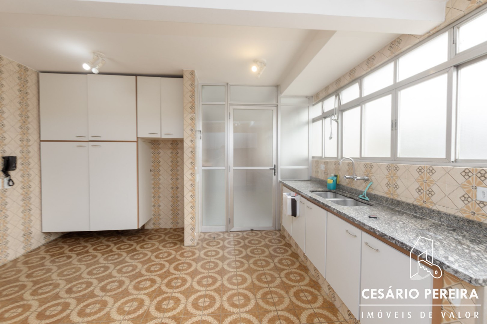 Apartamento para alugar em Batel, Curitiba — Portal Chave Fácil