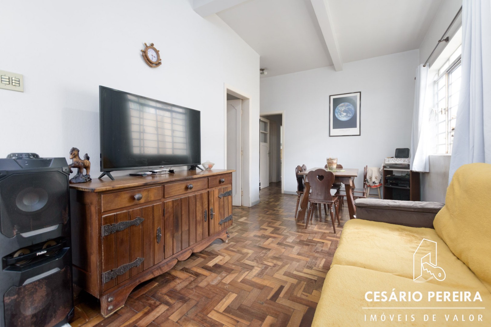 Casa à venda em Guabirotuba, Curitiba — Portal Chave Fácil