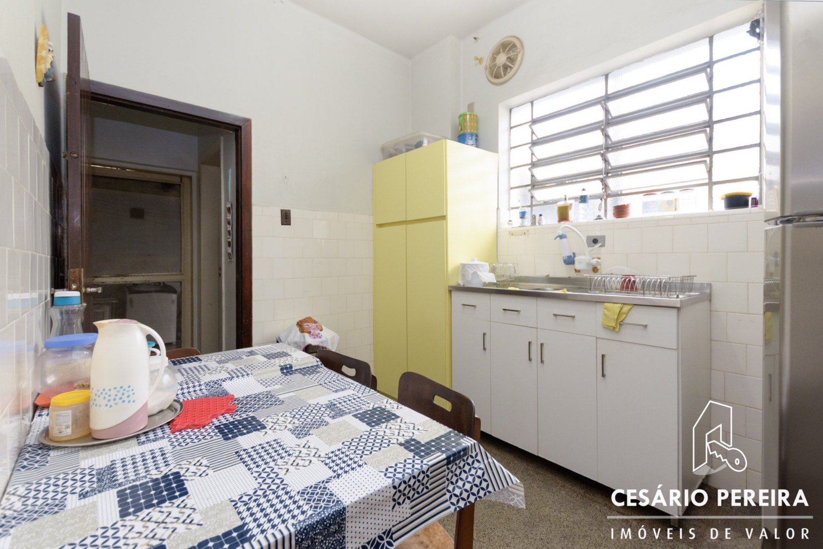 Casa à venda em Guabirotuba, Curitiba — Portal Chave Fácil