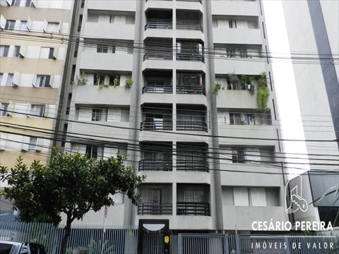 Apartamento para locacao no Agua Verde em Curitiba com 145m² por R$ 3.888,89