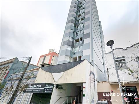 Apartamento para locacao no Sao Francisco em Curitiba com 60m² por R$ 1.666,67