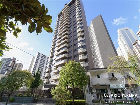 Apartamento para locacao no Agua Verde em Curitiba com 235m² por R$ 4.444,45